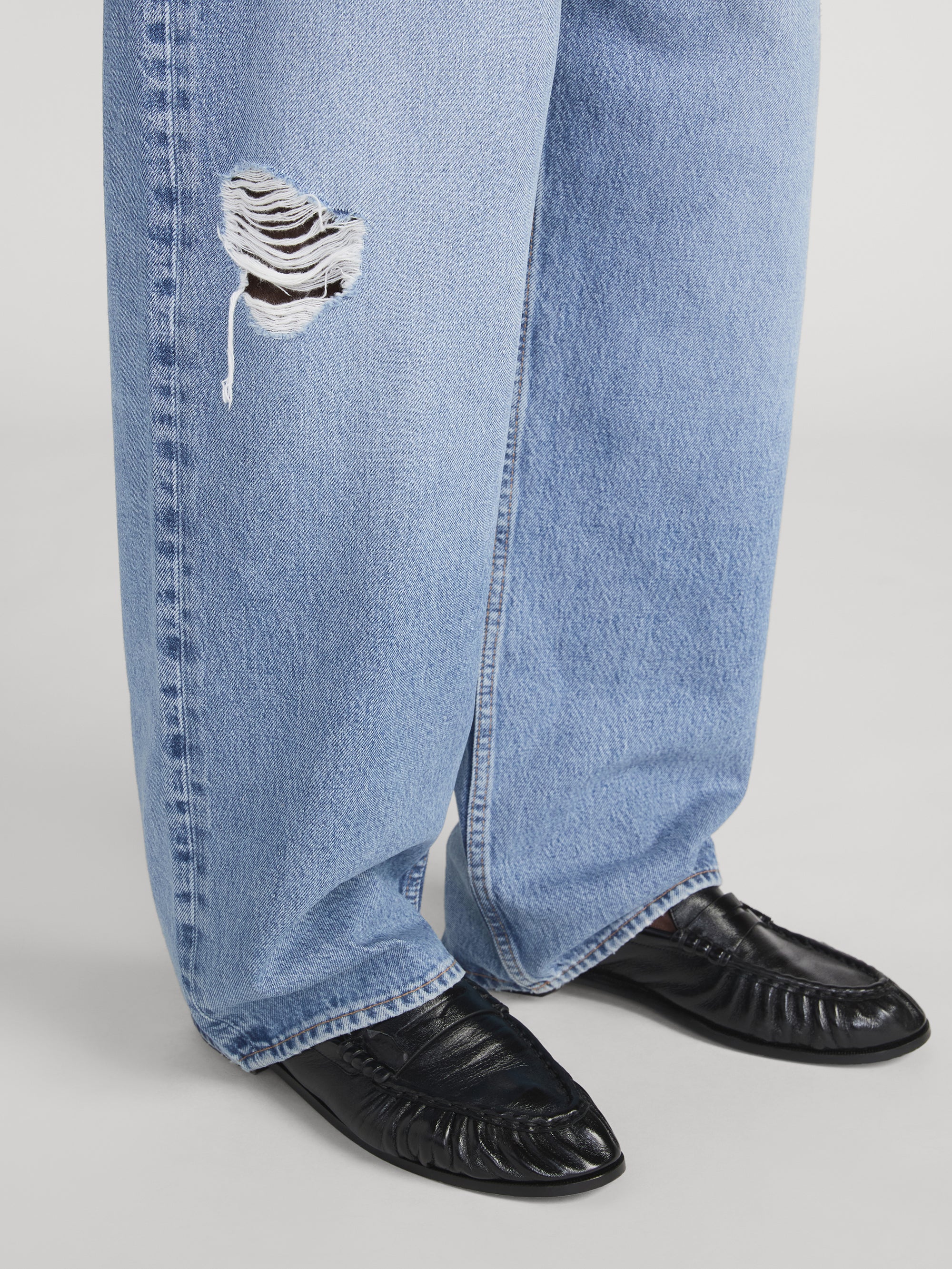 Baggy Jean -- Aeris Grind - Image 5