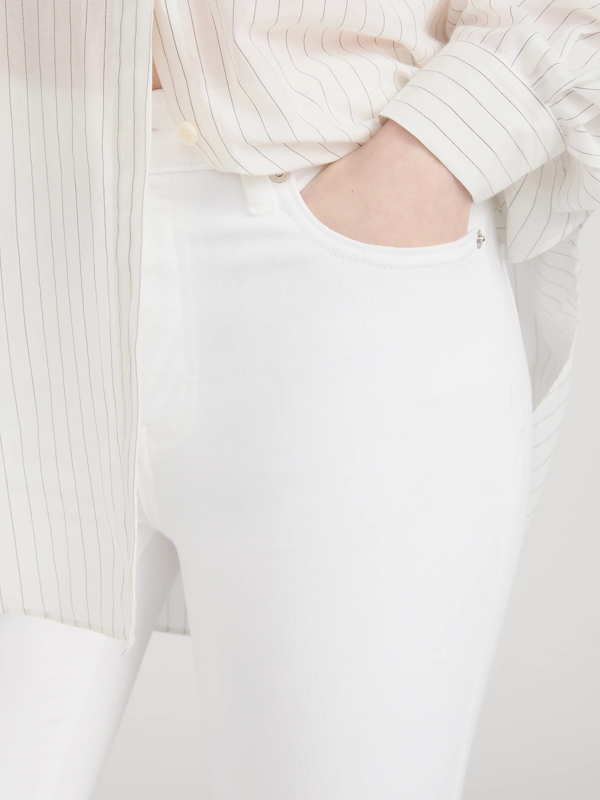 Le High Skinny -- White - Image 5
