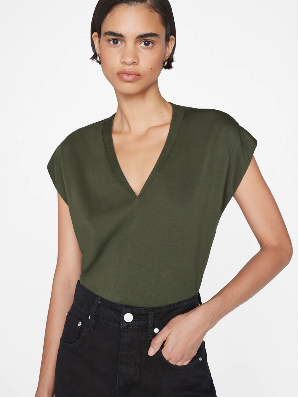 Le Mid Rise V Neck Tee -- Surplus - Image 5