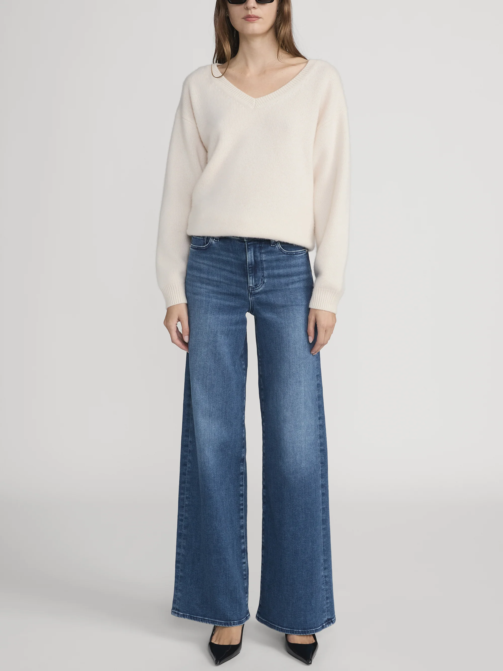 Le Slim Palazzo -- Reign - Image 2