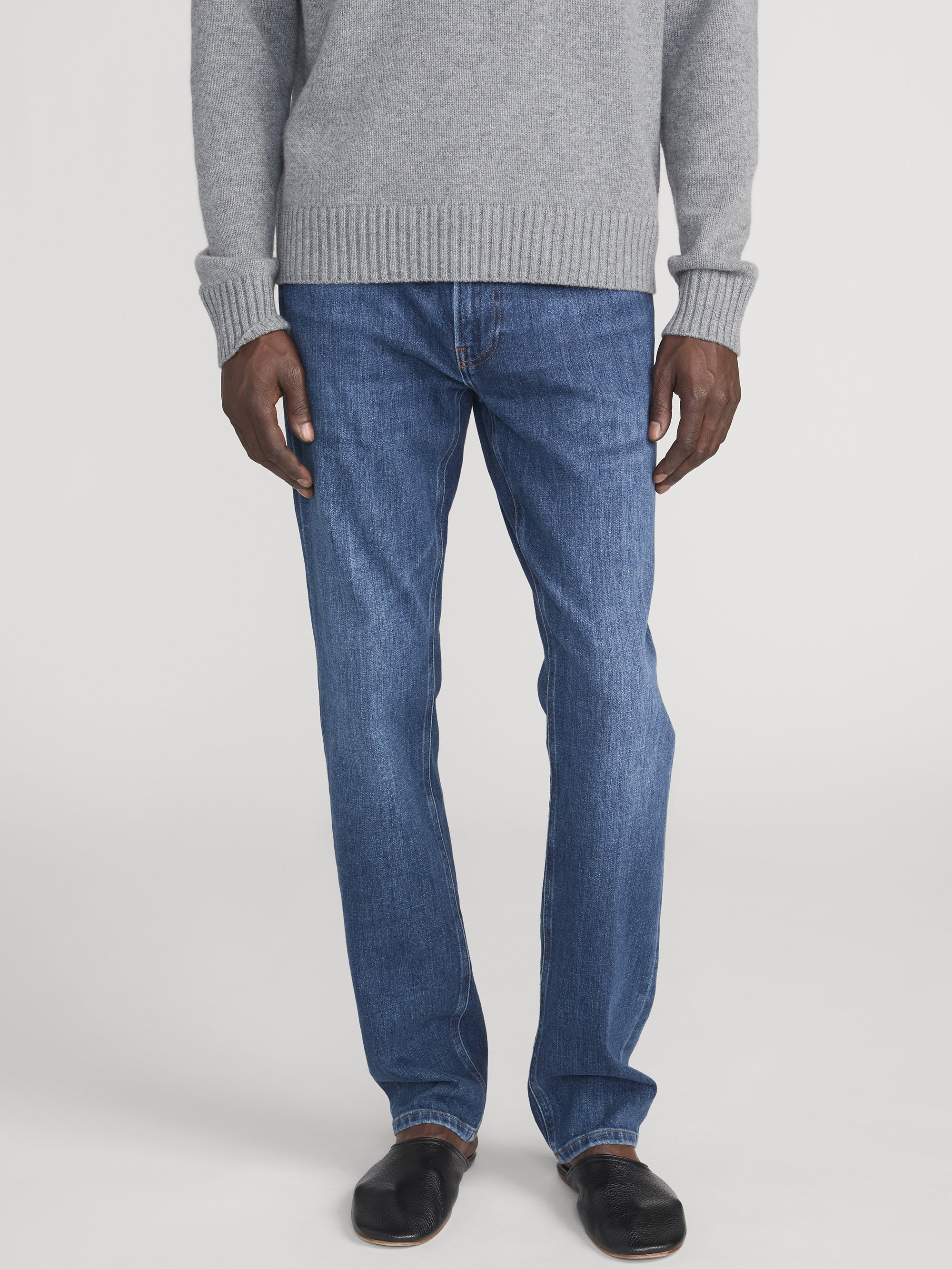 L'Homme Slim -- Expedition - Image 3