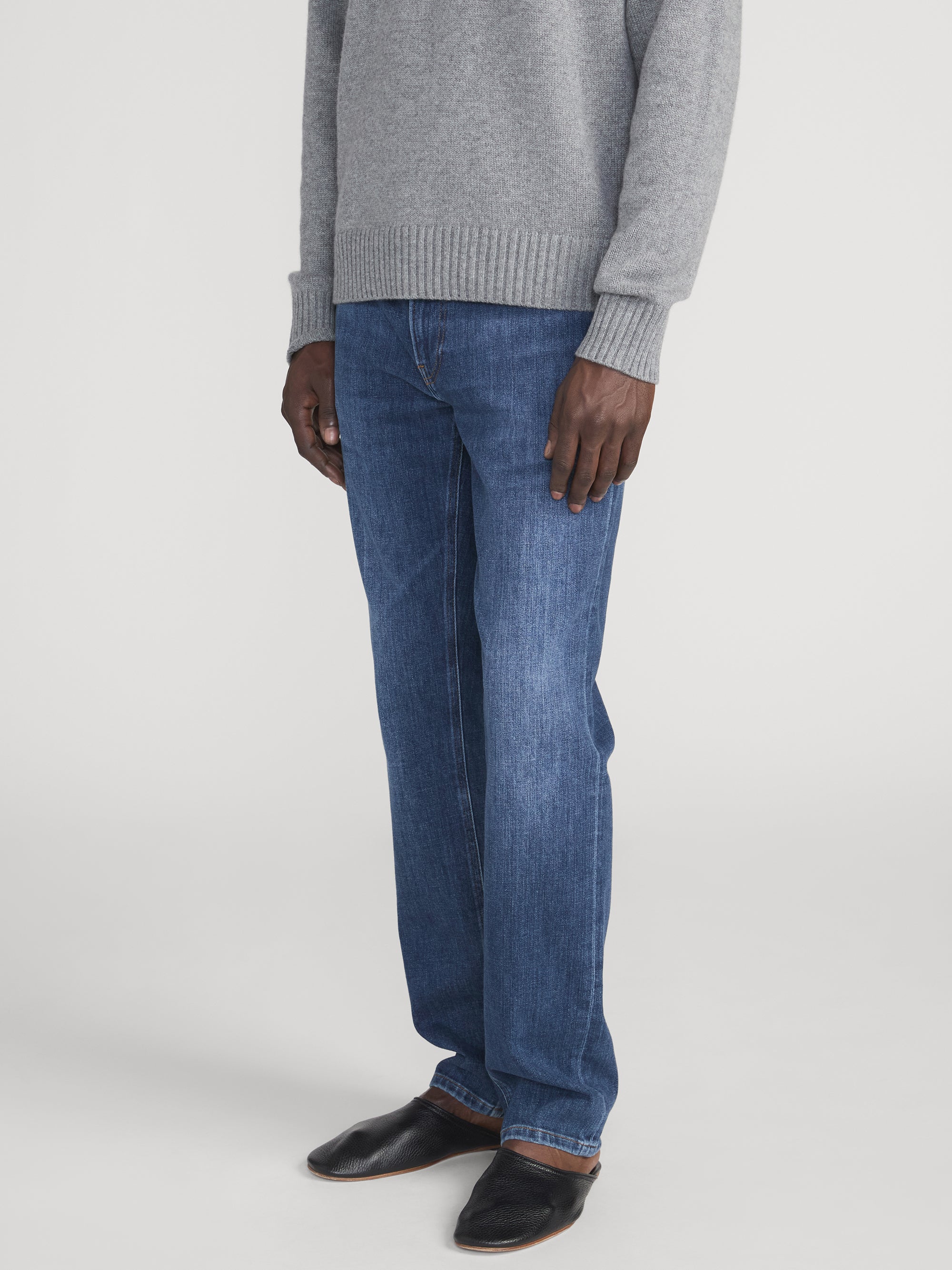 L'Homme Slim -- Expedition - Image 4