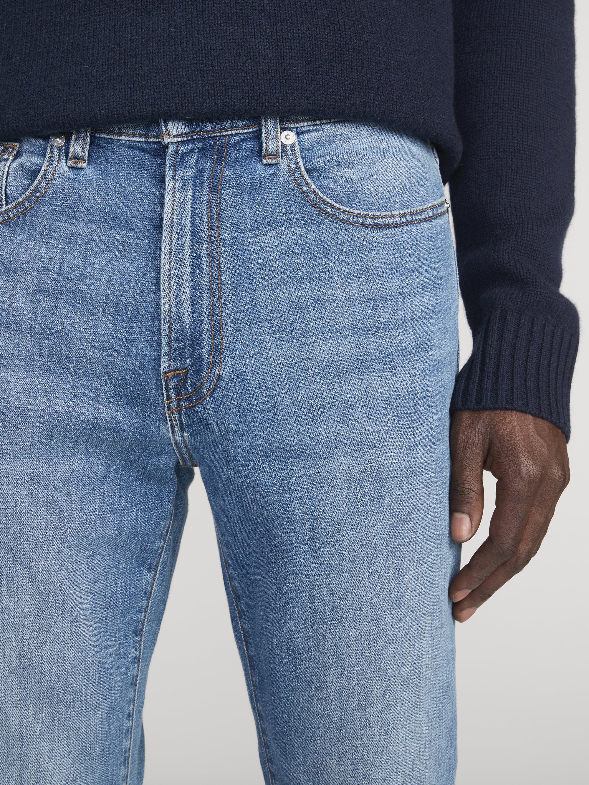 L'Homme Slim -- Thundercliff - Image 5