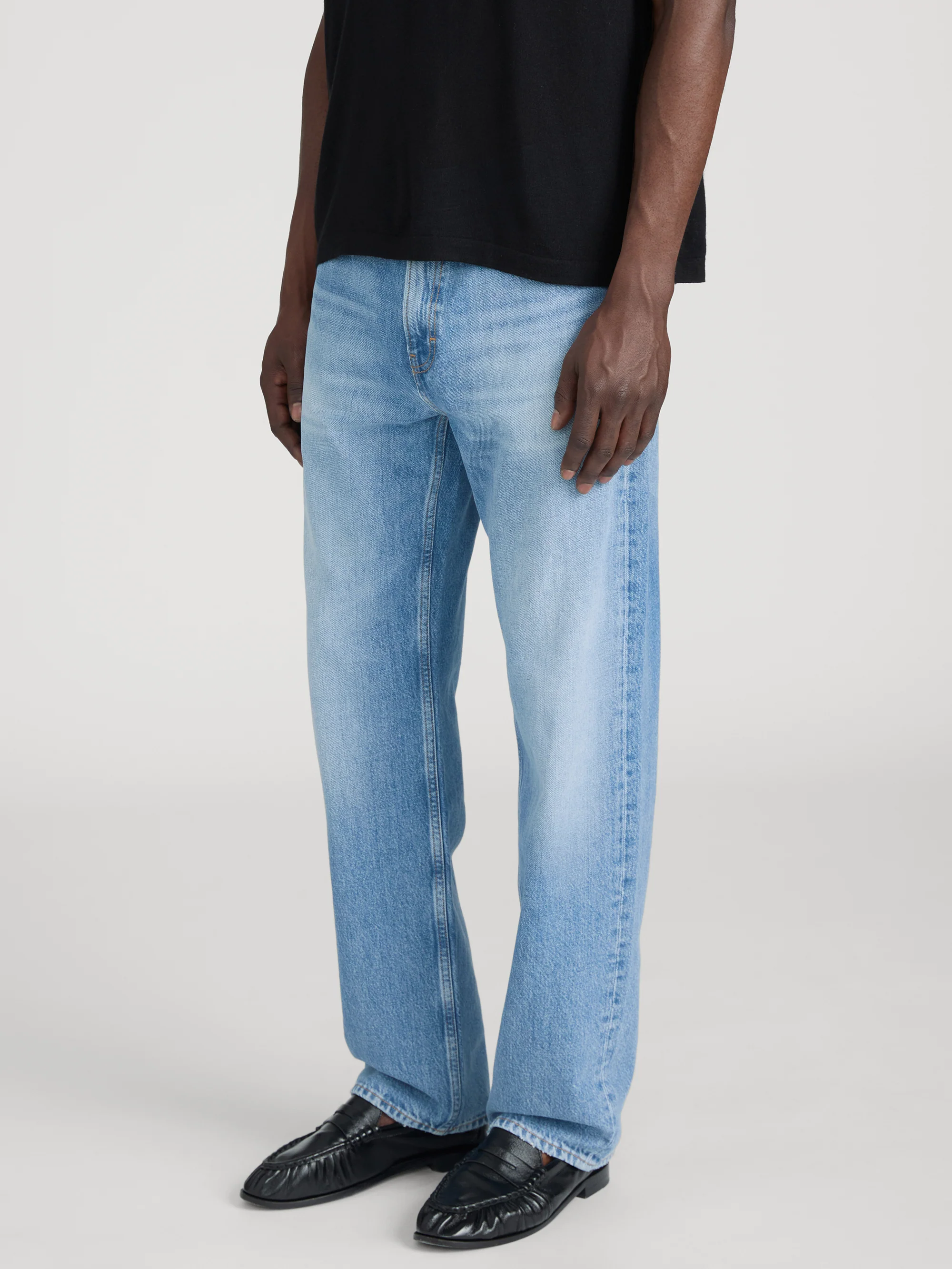 Relaxed Jean -- Sunroof - Image 4