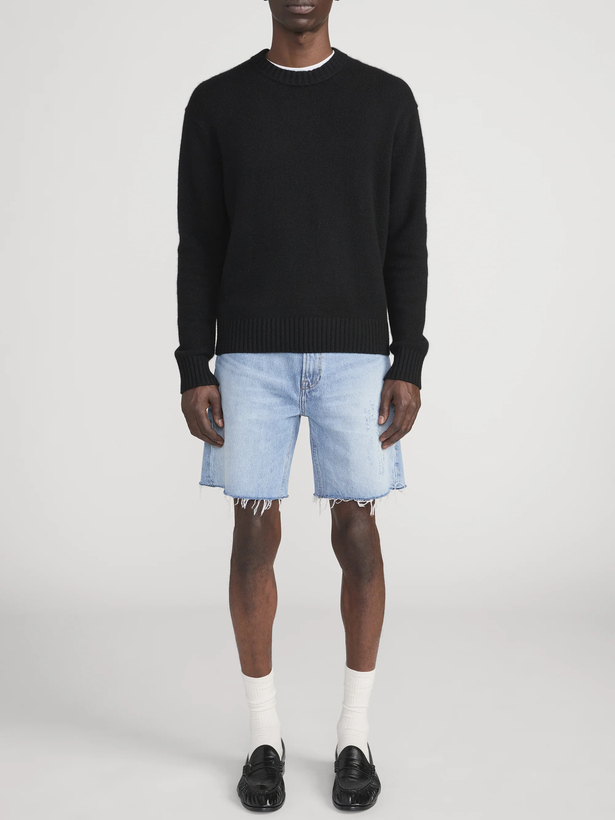 Relaxed Short -- Raw Hem Aeris - Image 2