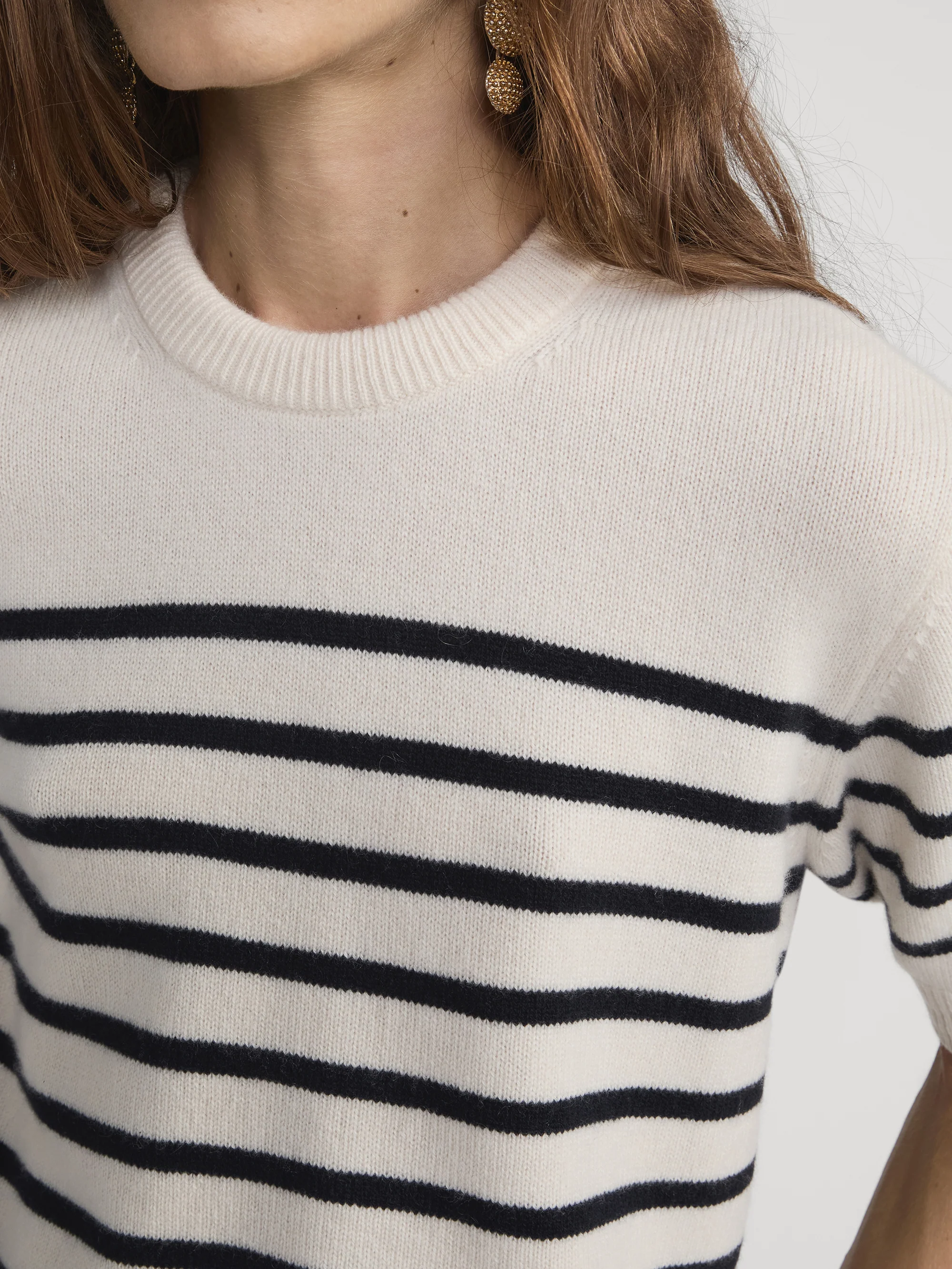 The Cashmere Easy Crew -- Navy Multi - Image 4