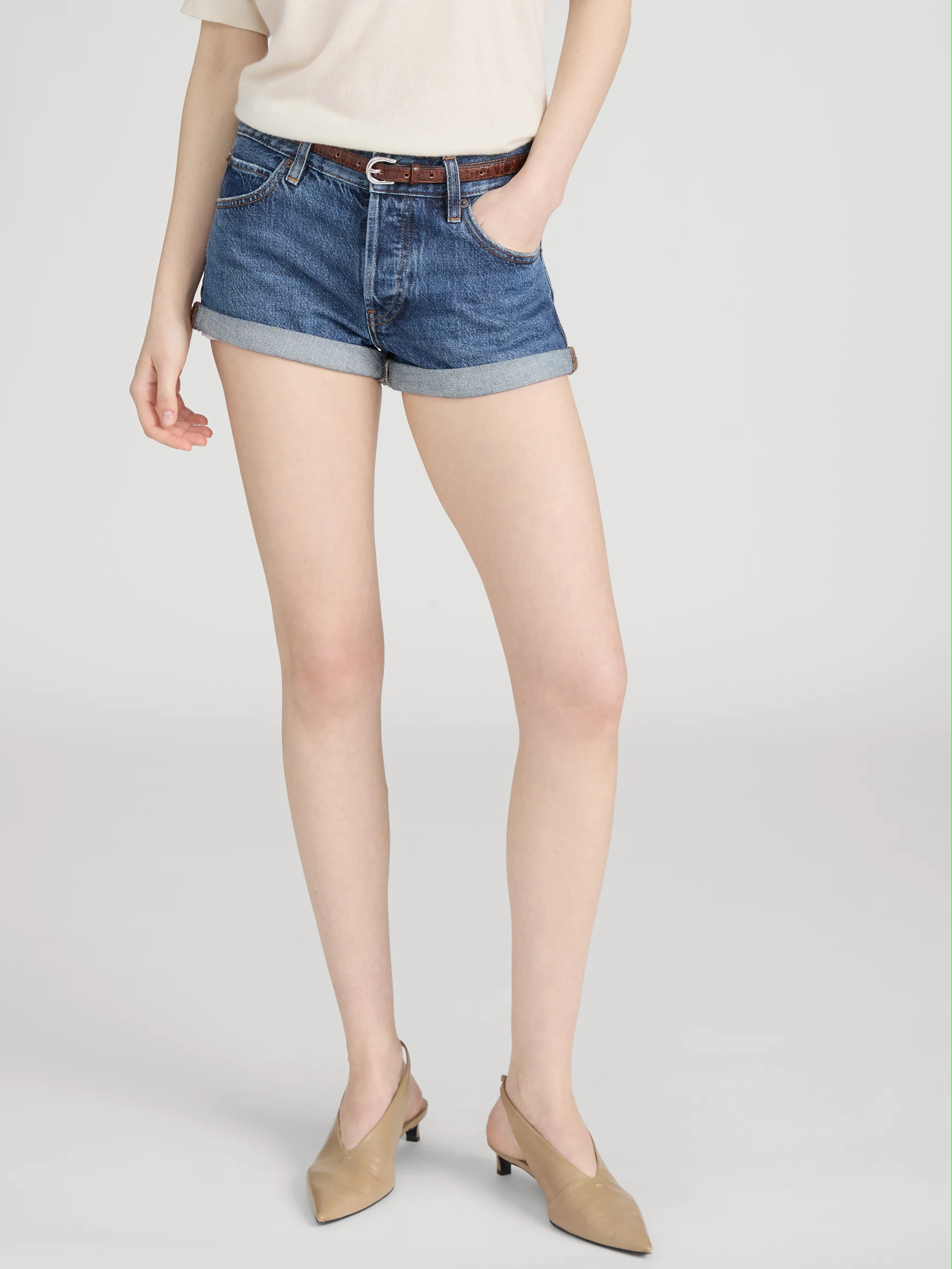 The Darling Short -- Honeybee - Image 3