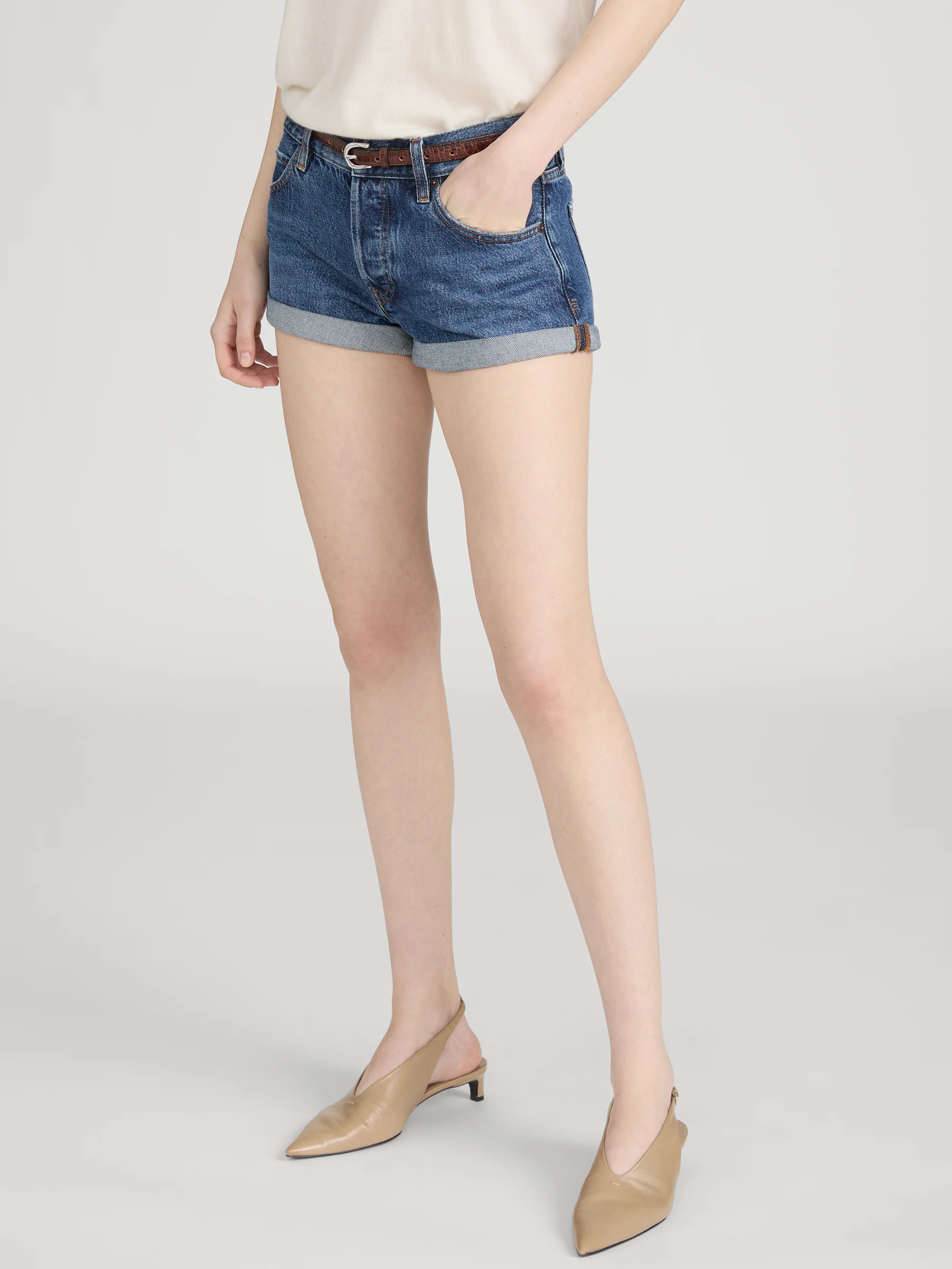 The Darling Short -- Honeybee - Image 4