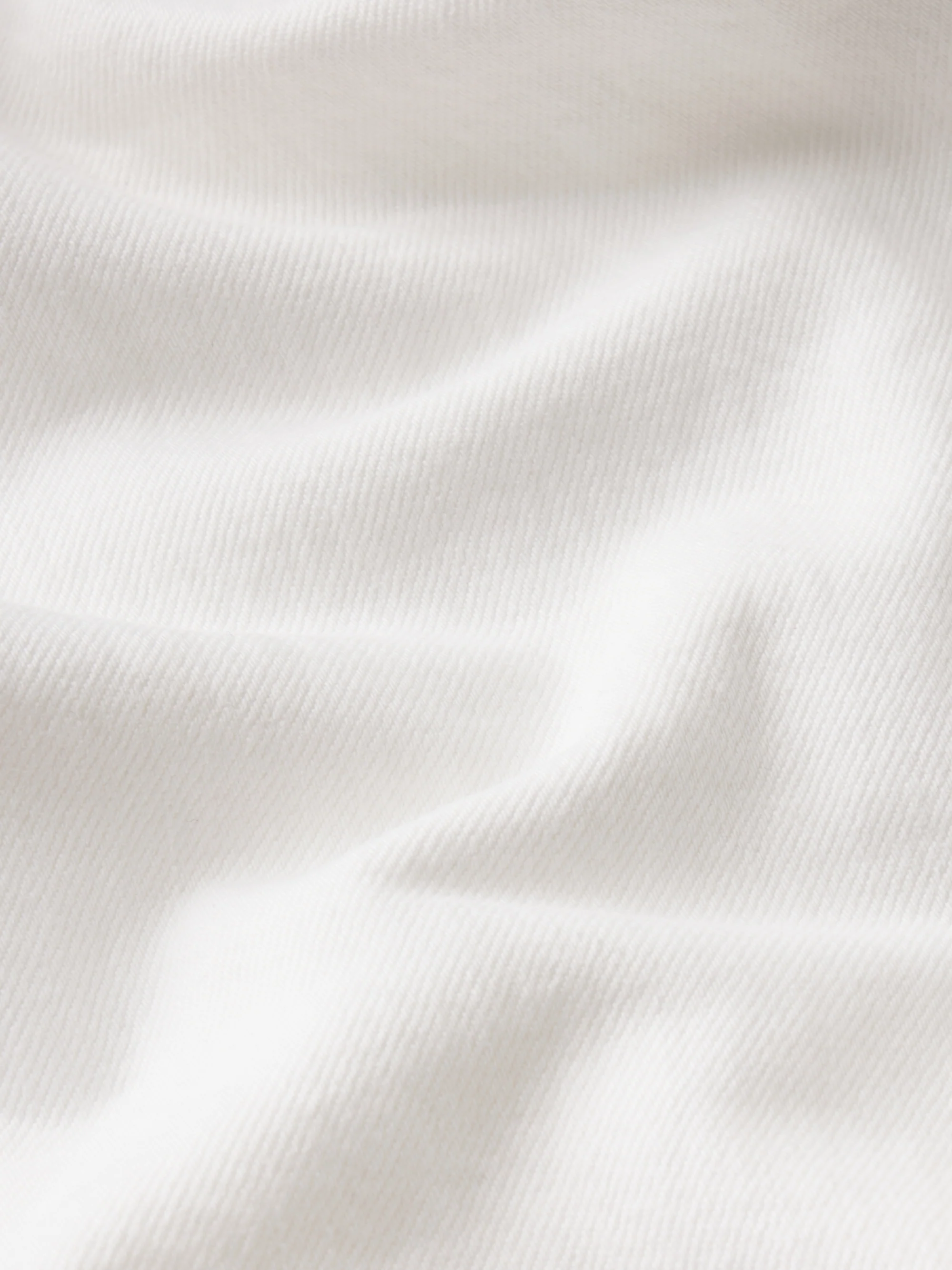The Essential -- White - Image 7