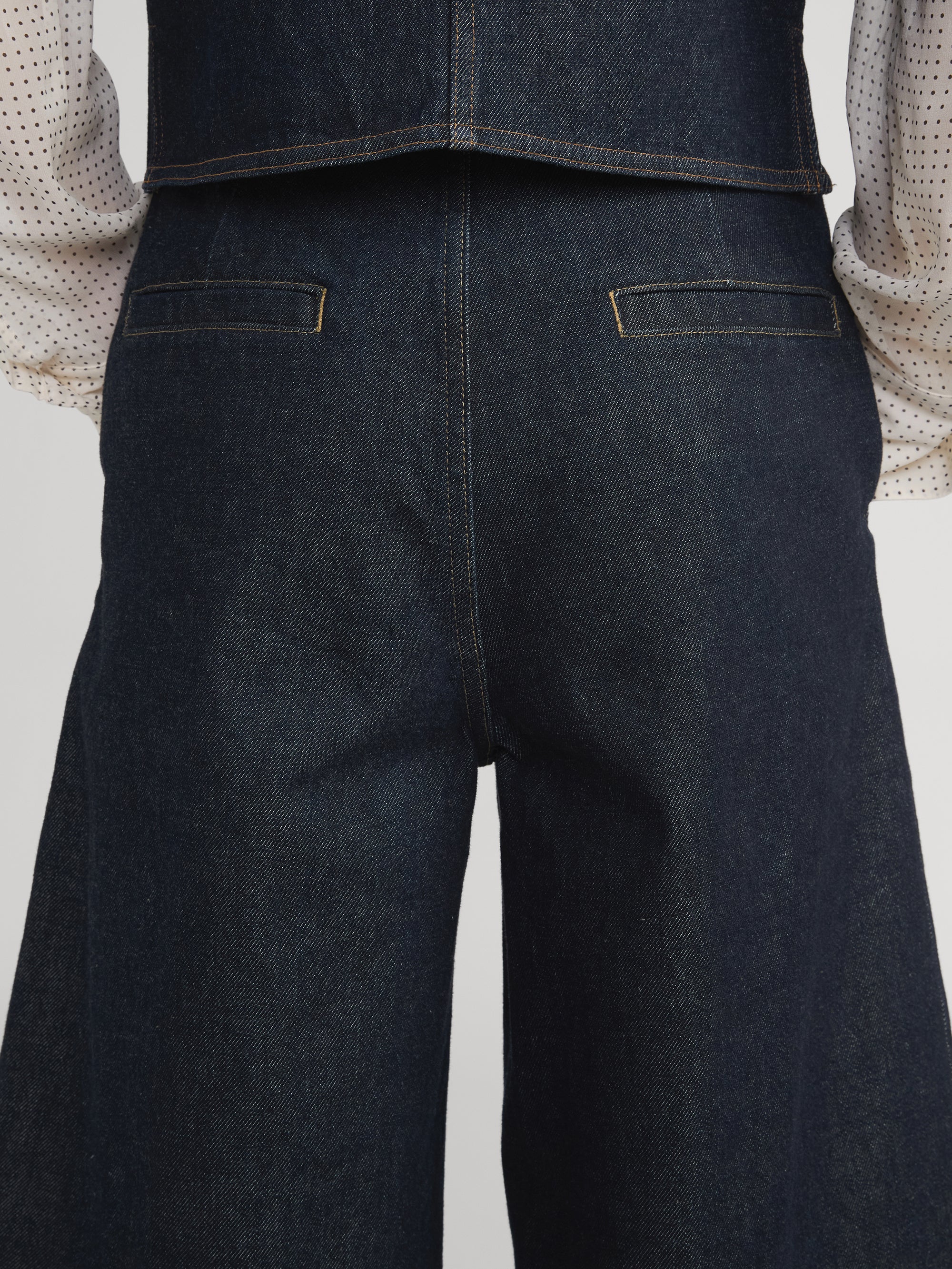 The Tailored Short -- Rinse - Image 4