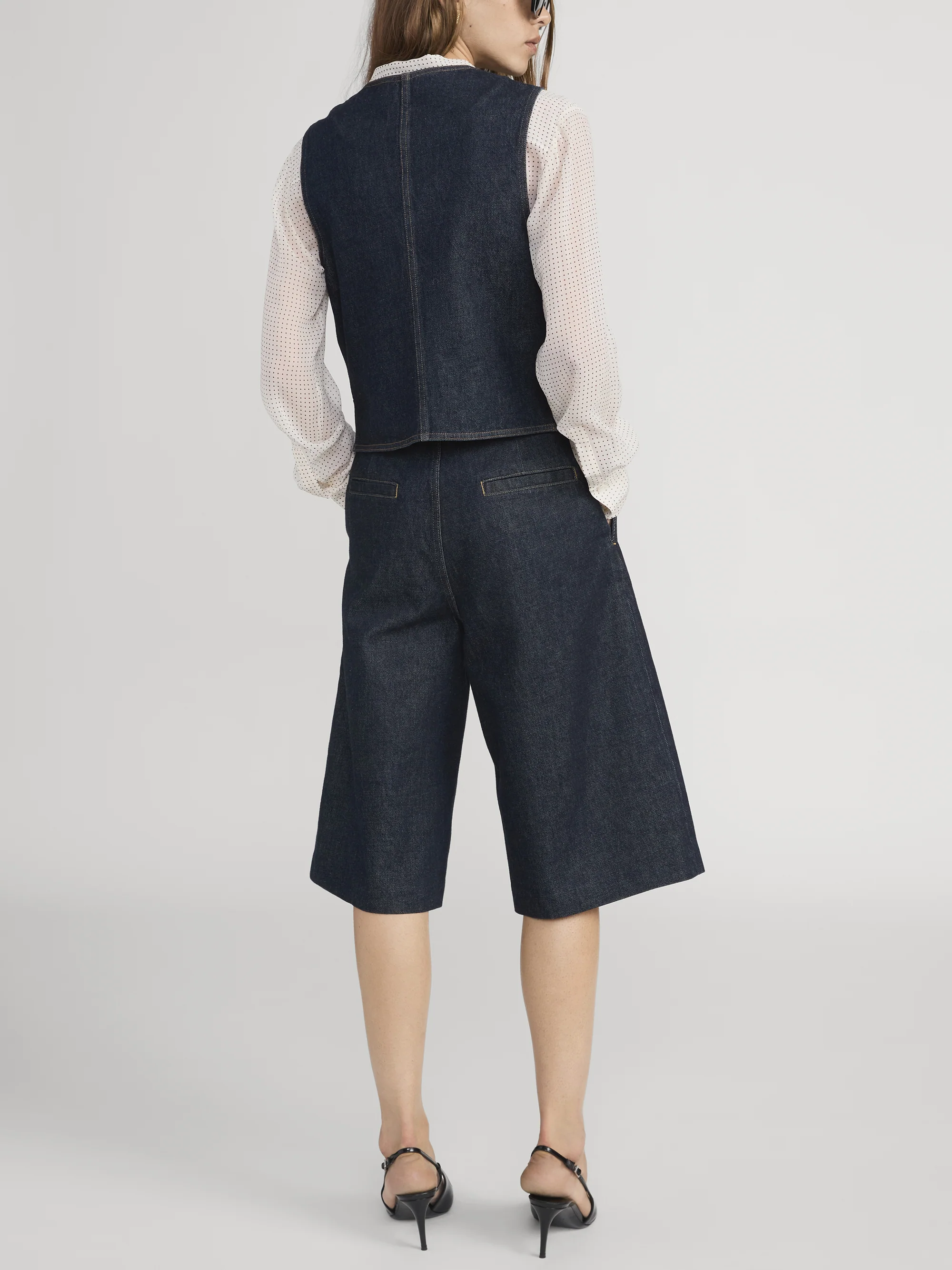 The Tailored Short -- Rinse - Image 6