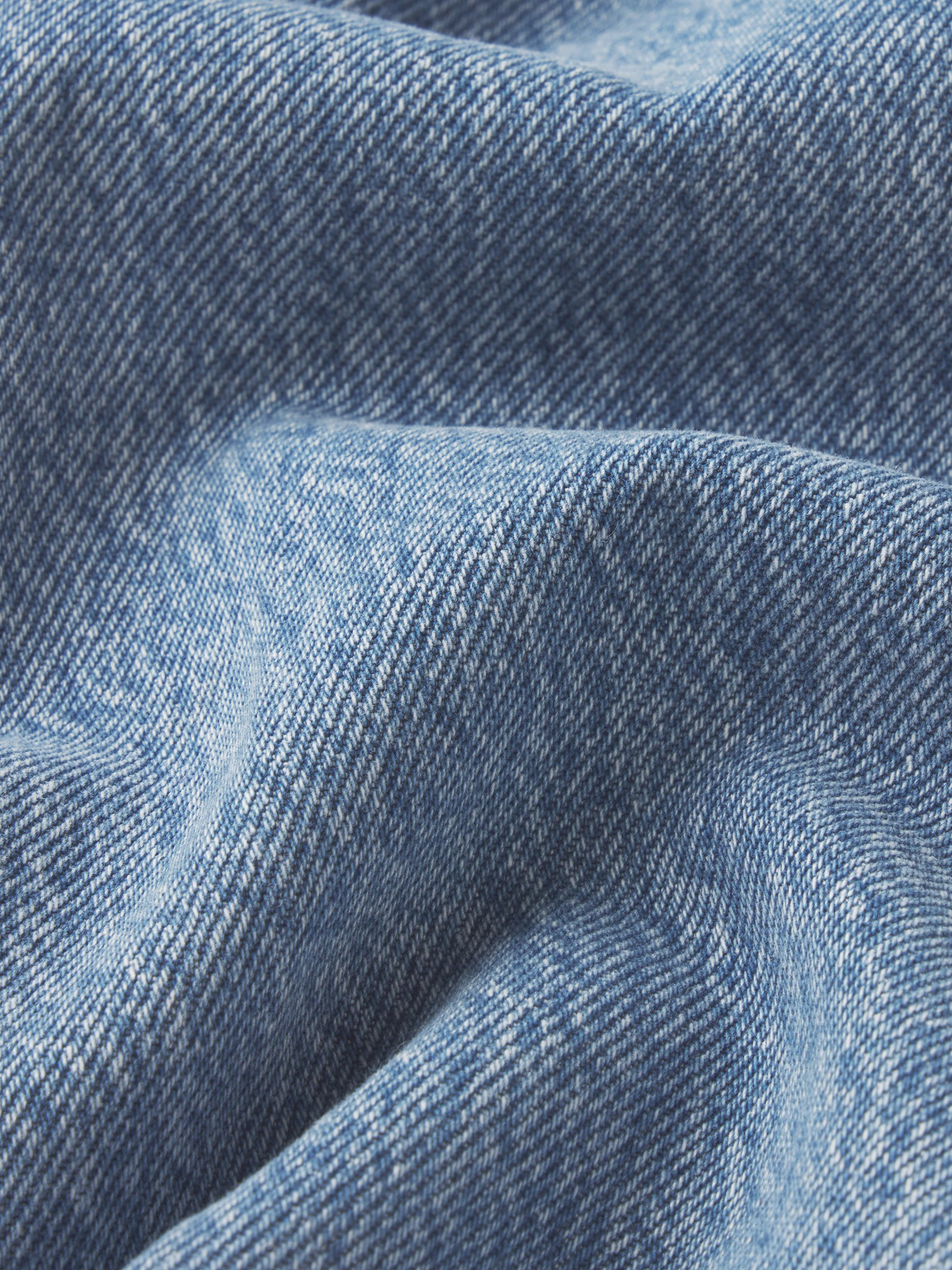 The Vertical -- Static - Image 9